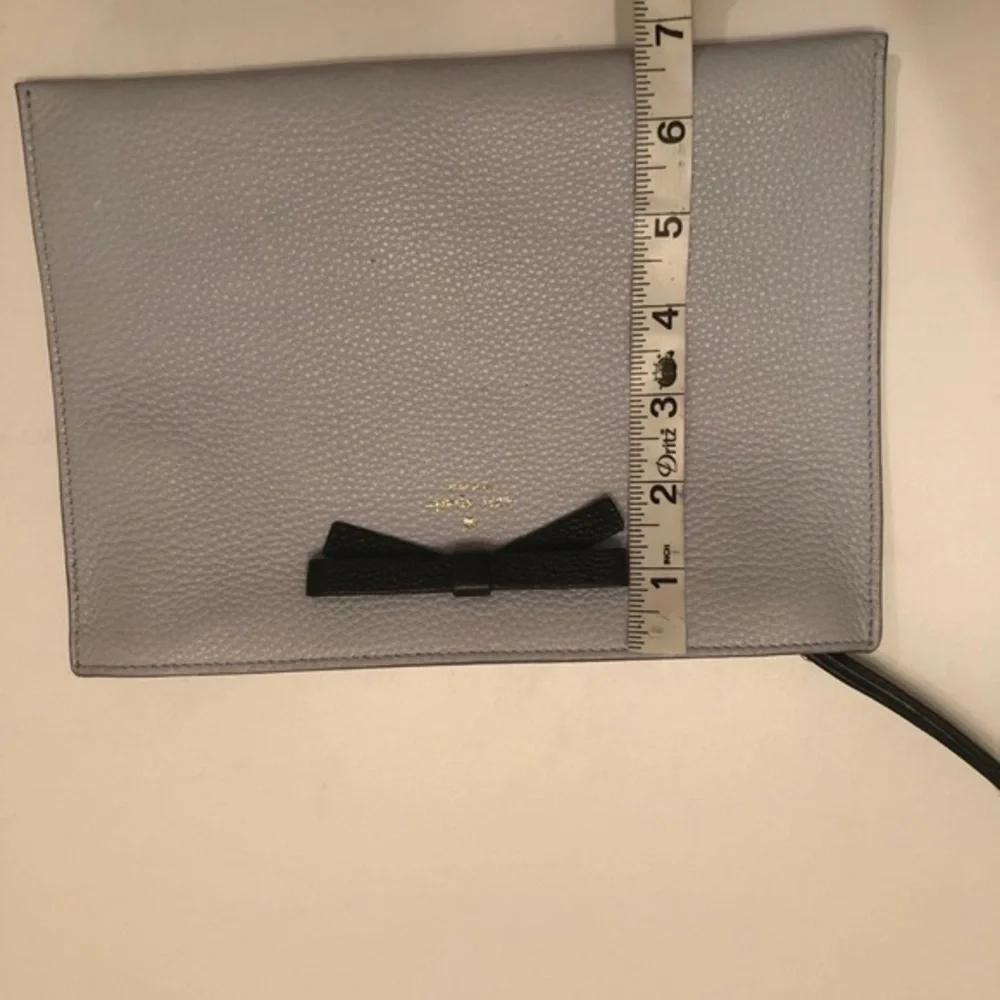 Kate spade blue leather bow large wristlet clutch